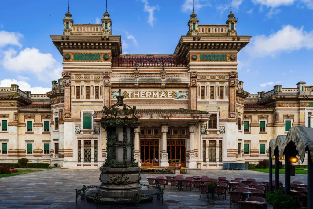 Le Terme Berzieri in stile Liberty a Salsomaggiore Terme, a pochi passi dall'Albergo Nazionale